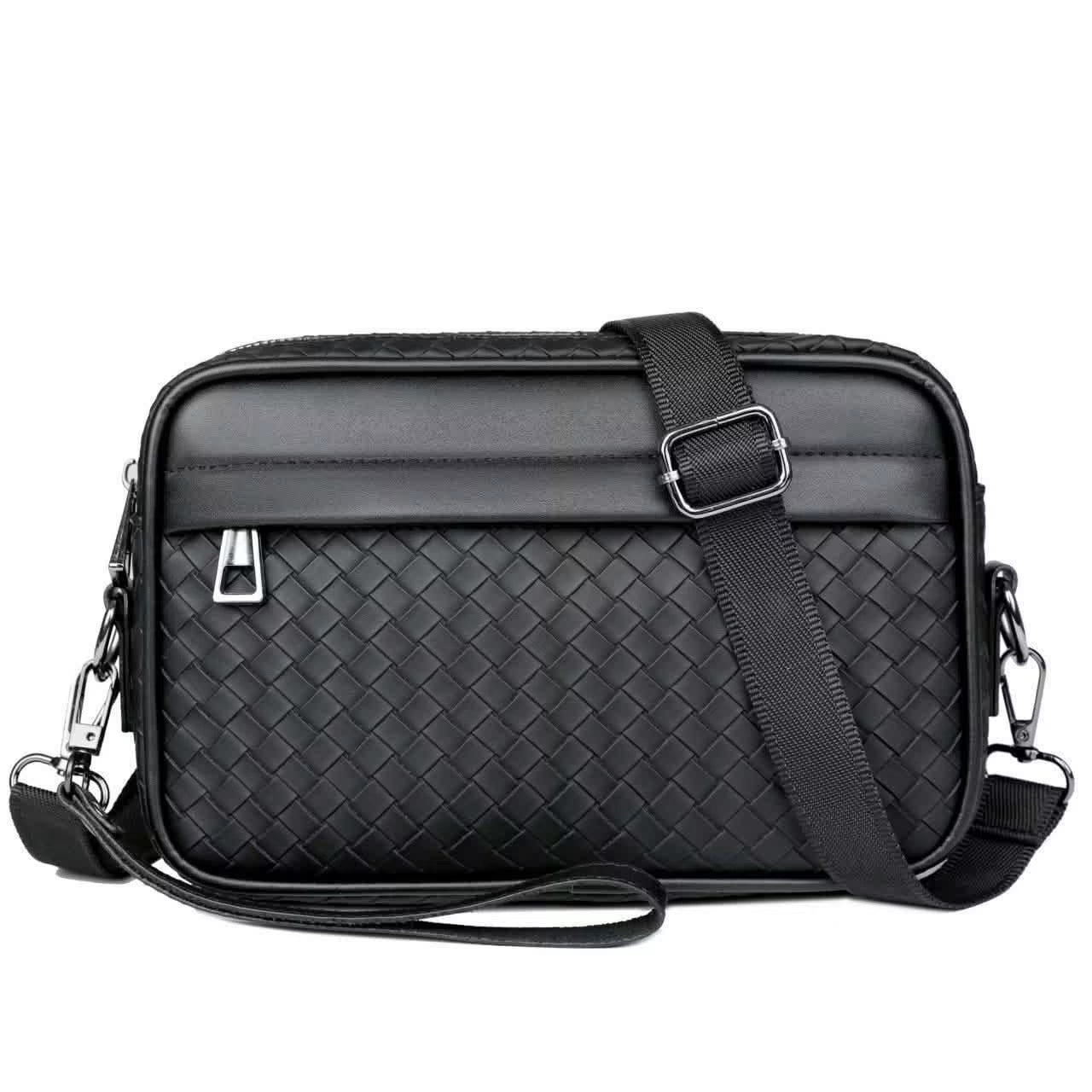 The Urbane Voyage Clutch 110